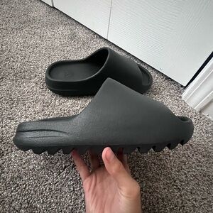 Size 9 in men’s size